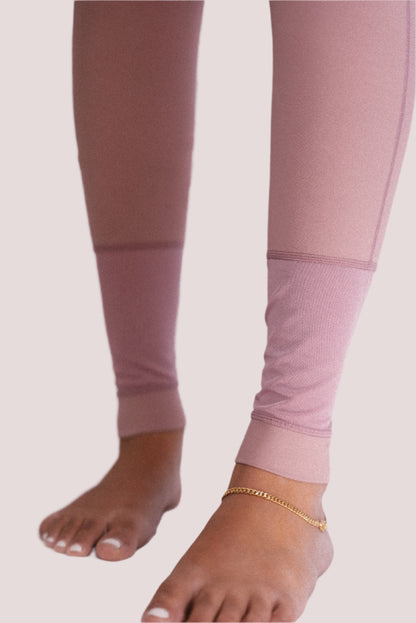 Queen of the Concrete Jungle - Leggings